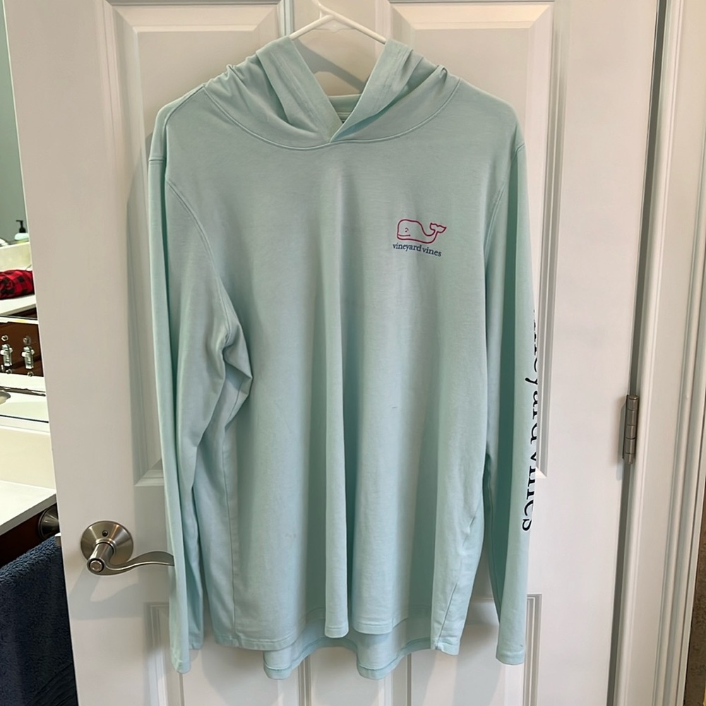 Vineyard vines hooded pull over